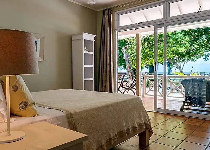 Fleur De Sel Hotel Anse Boileau