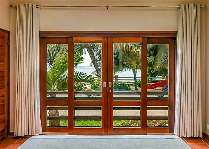Fleur De Sel Hotel Anse Boileau
